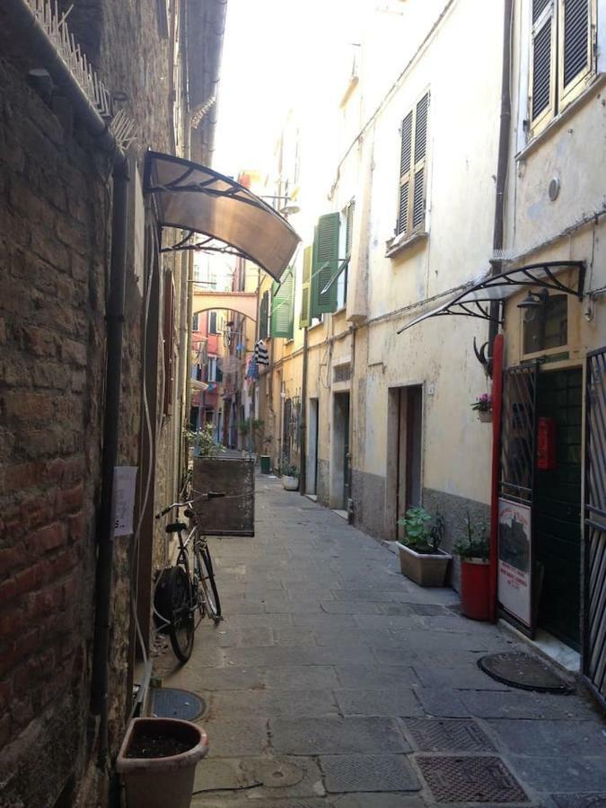 A Little Gem In The Old City Center... Lerici Eksteriør bilde